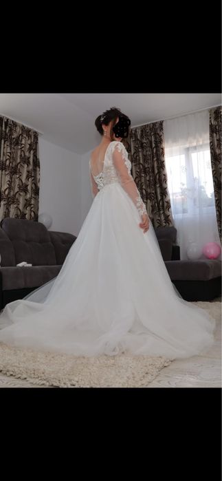 Vand rochie de mireasa