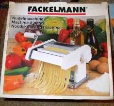 ap. manual din inox Fakelman ptr paste si taitei model 44404 (Metro)