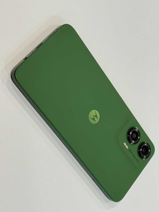 Motorola G35 – 256GB / 4GB RAM – Зелен – Чисто нов!