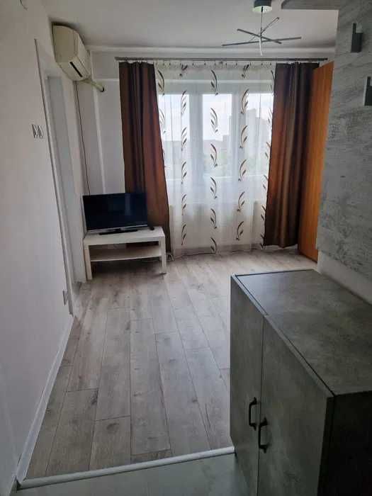 Garsoniera Berceni - Piata Sudului