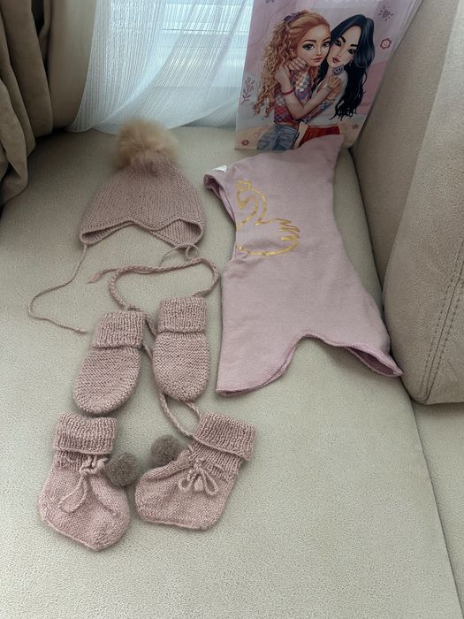 Бебешки лотчета шапки 0-6м