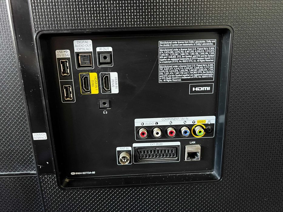 Televizor Smart SAMSUNG diagonala  60' / 150 cm !