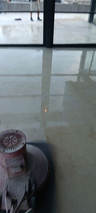 Șlefuit  si lustruit  marmură granit mozaic Travertin