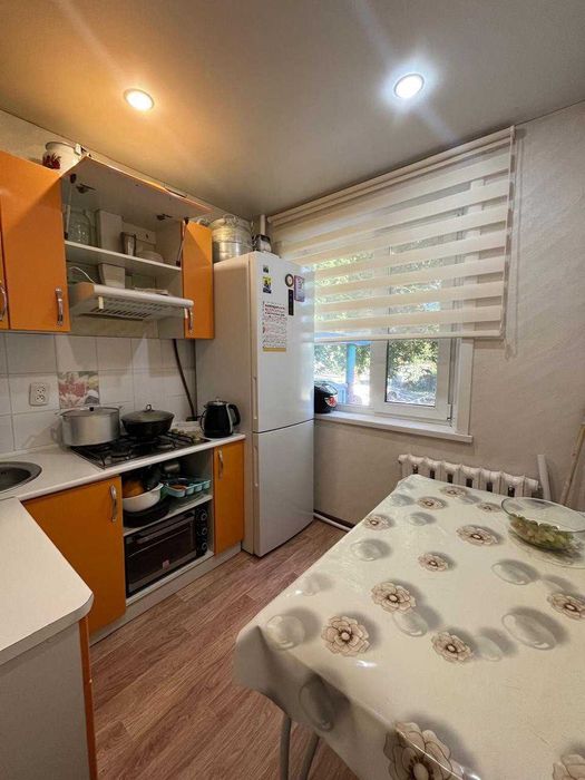 Продажа 3-комнатной квартиры Узкоколейная 22