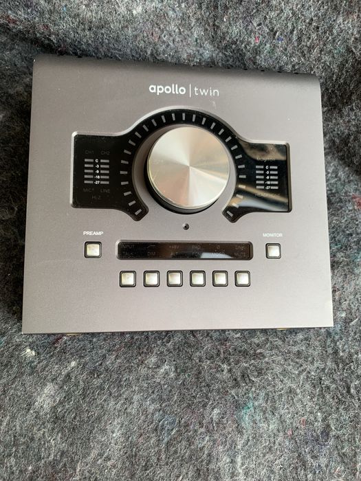 Mixer / interfata audio USB cu 10 in / 6 Out pentru Windows si Mac