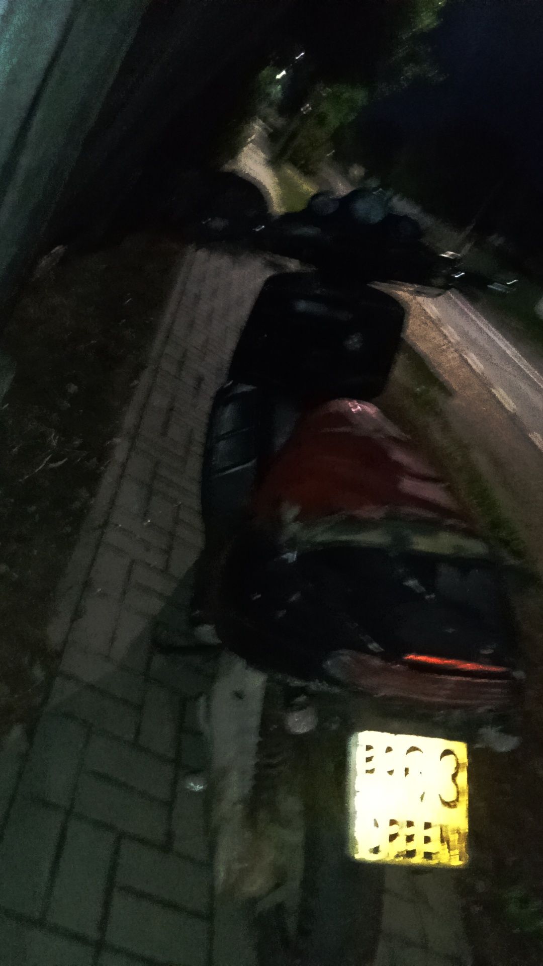 malaguti f12 cu motor de Aprilia rs