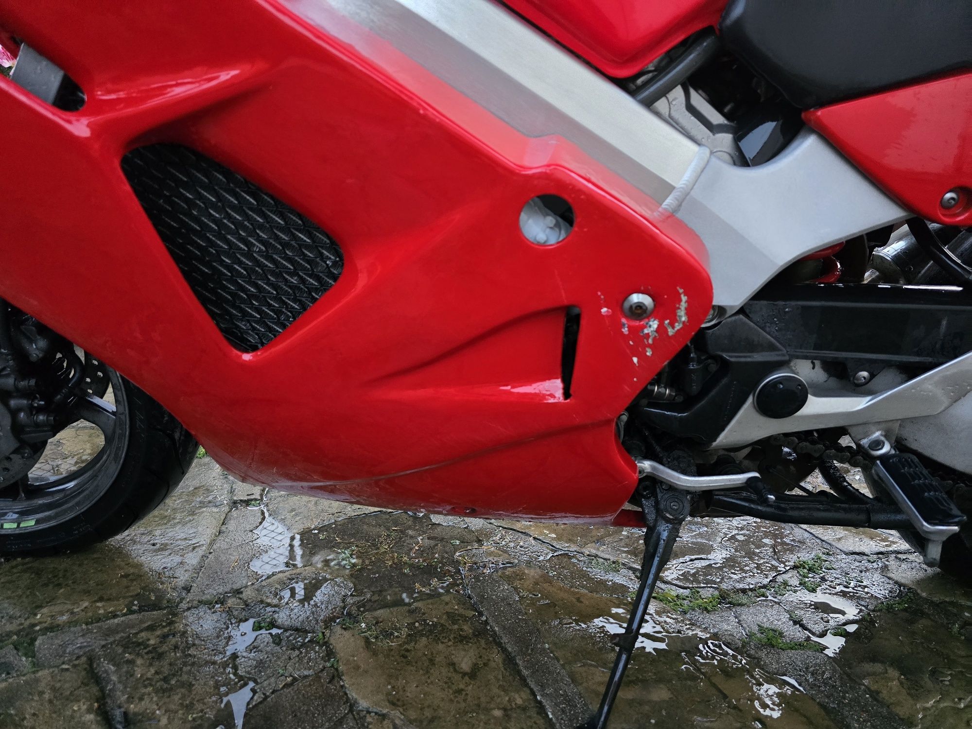 Honda vfr800r 2001