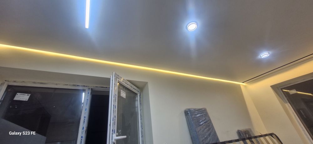 Натяжной потолок 1700