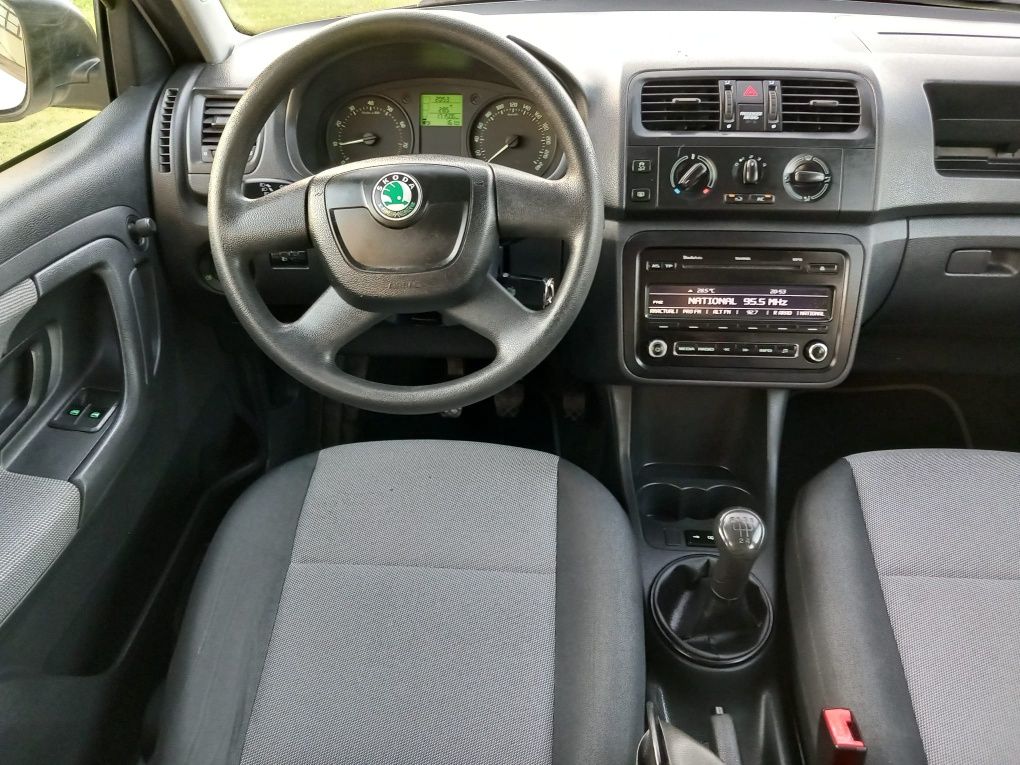 Skoda Fabia (1,2 Benzină70 Cp) Euro 5, IMPECABILĂ, an 2013
