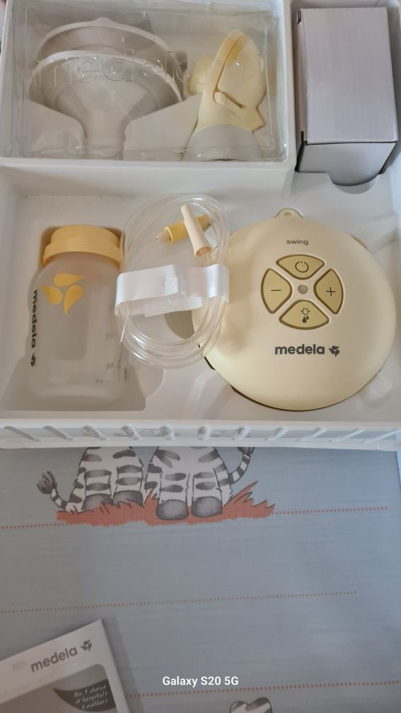 Електрическа помпа за кърма Medela Swing Flex