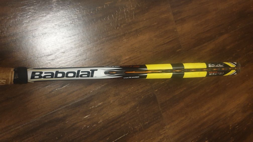 Продавам юношеска ракета Babolat AeroProDrive Junior 26