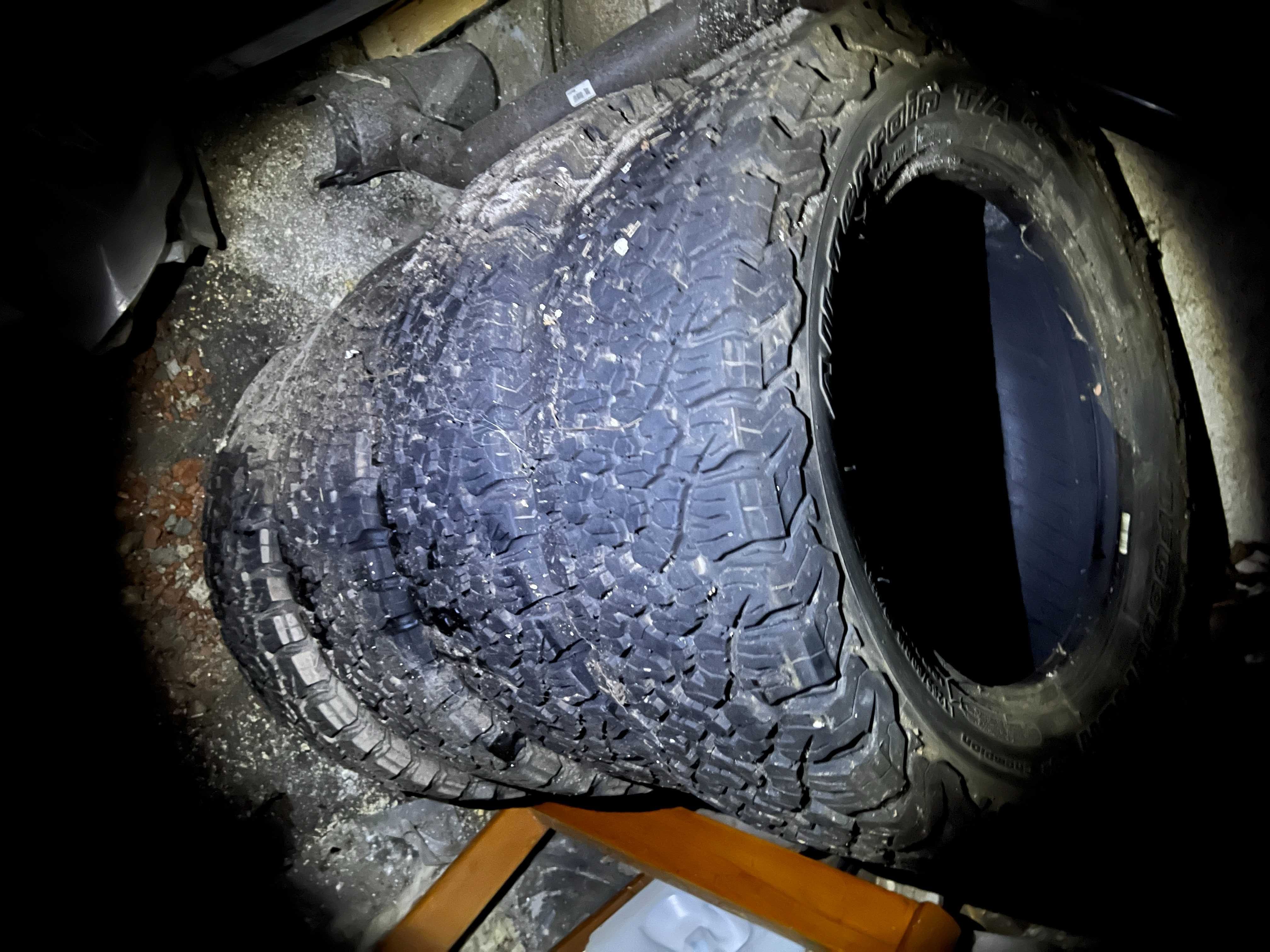 BF Goodrich 265/60 R18 - Anvelope teren KO2 , M+S