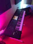 Korg kronos 2 61 keys