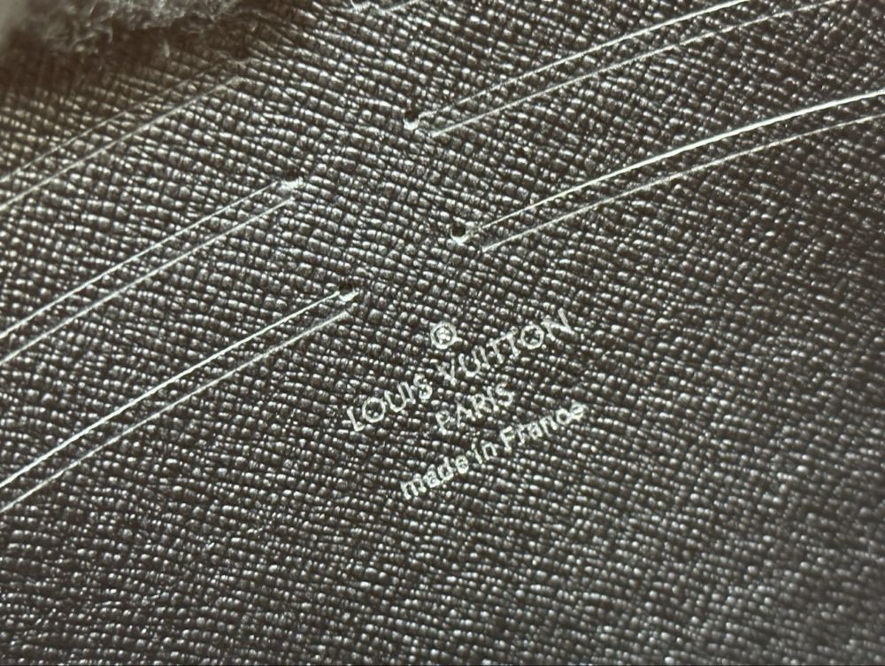Louis Vuitton Pochette Voyage MM