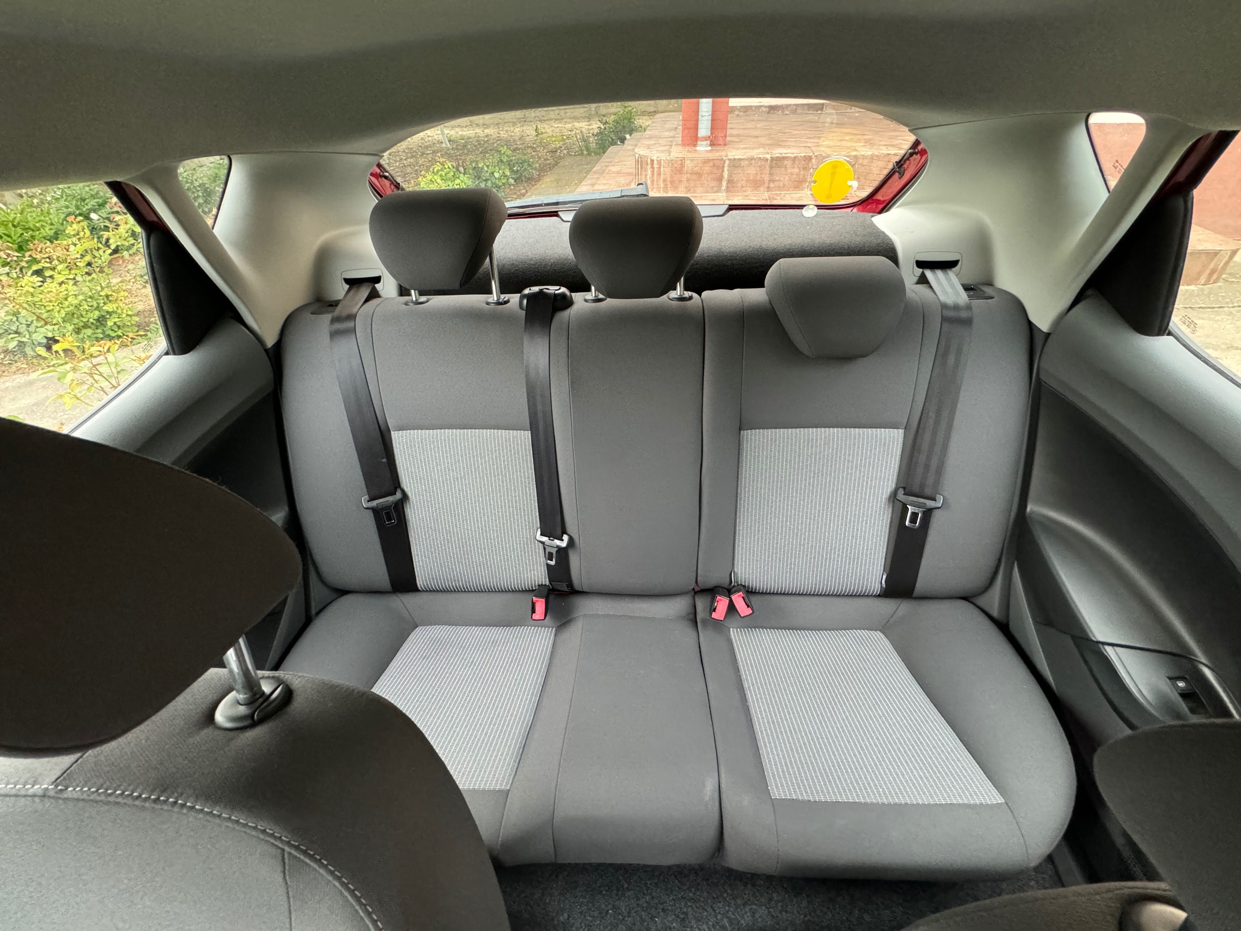 Seat 6J Ibiza 2011