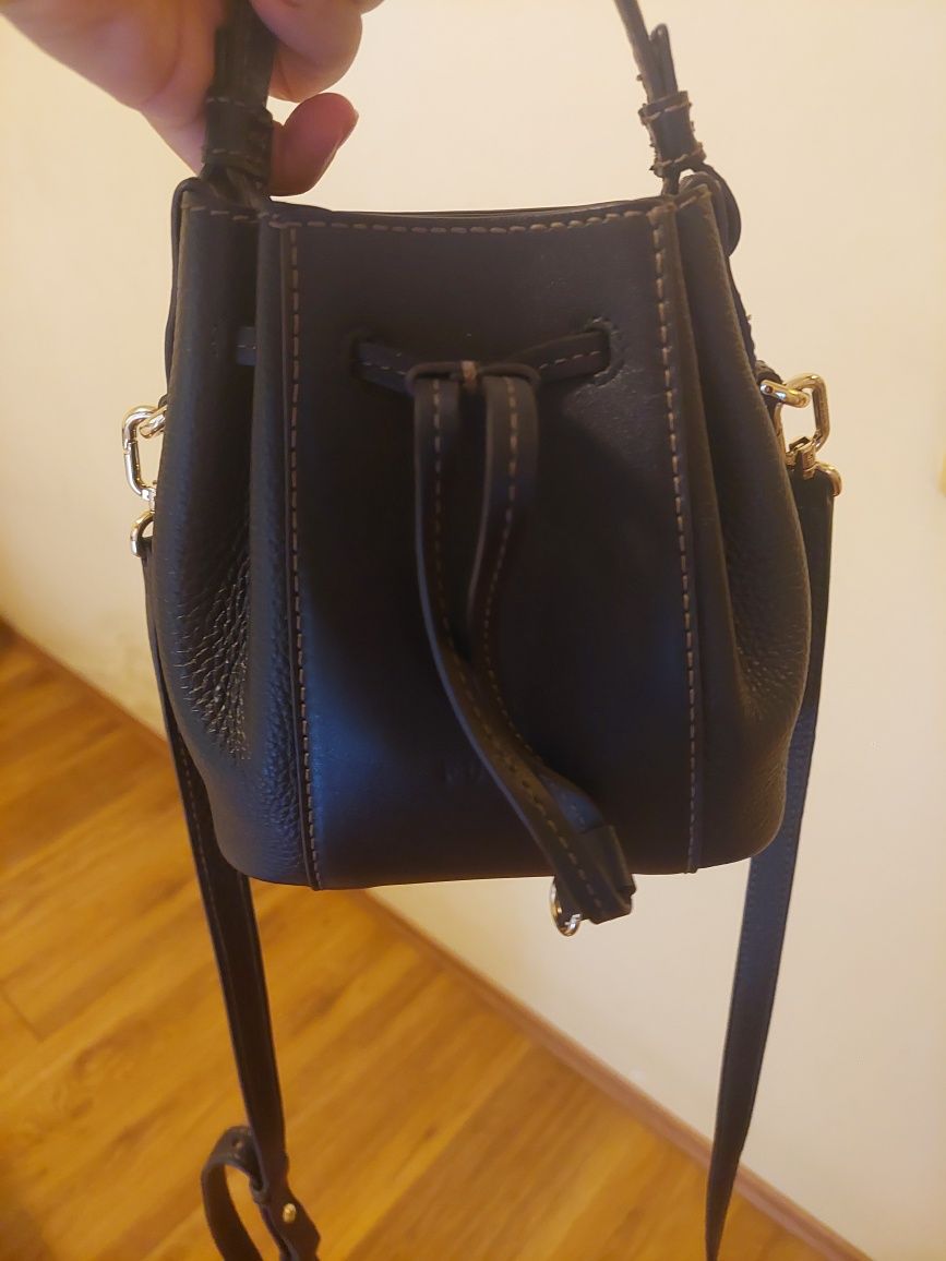 Furla мини чанта оригинална.