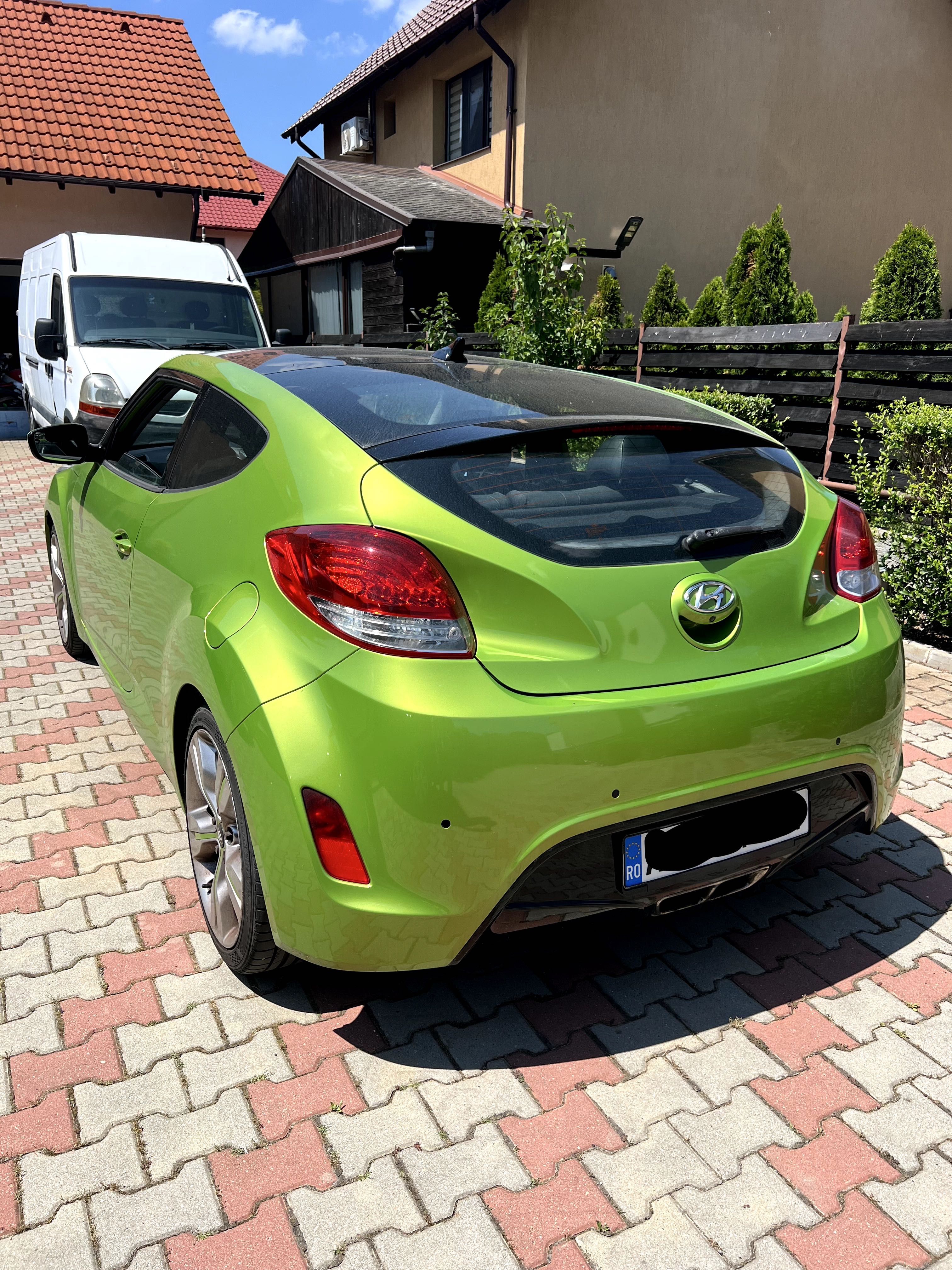 Hyundai Veloster Intro edition