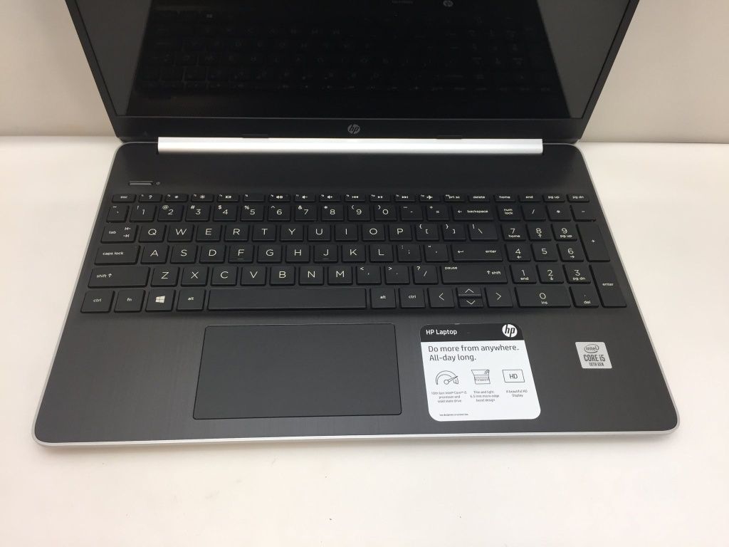 Laptop Hp 15-DY1076NR 15.6" Intel Core i5-1035G1 8GB 256GB SSD