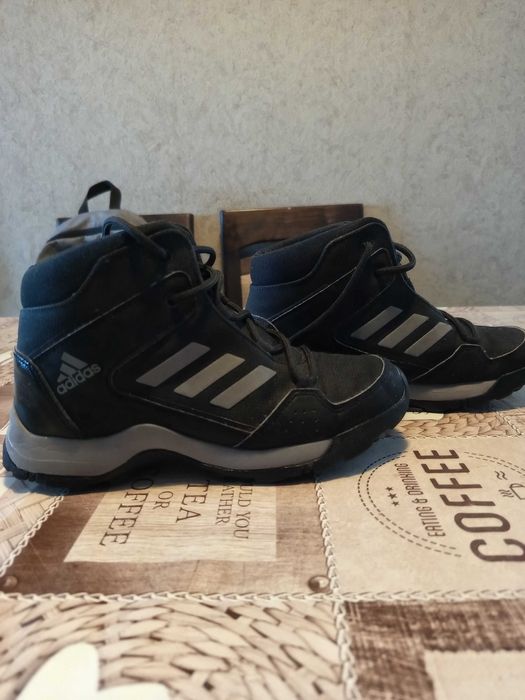 Детски боти за зимата за момче