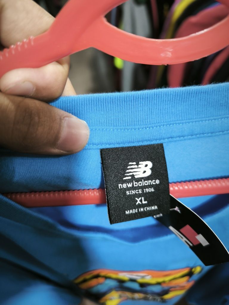 Футболка new balance