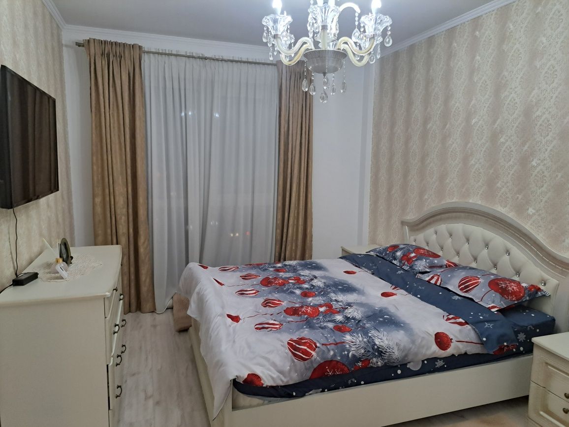 Vand apartament in bloc nou