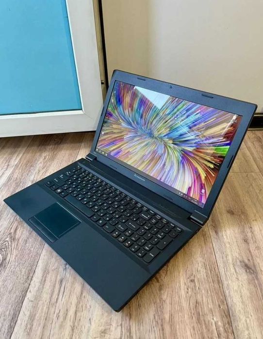 Ноутбук – Core i3 / 16GB / SSD + HDD