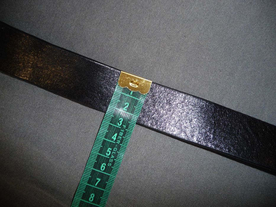 2 бр мъжки колани hugo boss.jack wolfskin