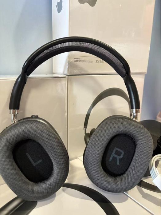 Casti Airpods Max noi