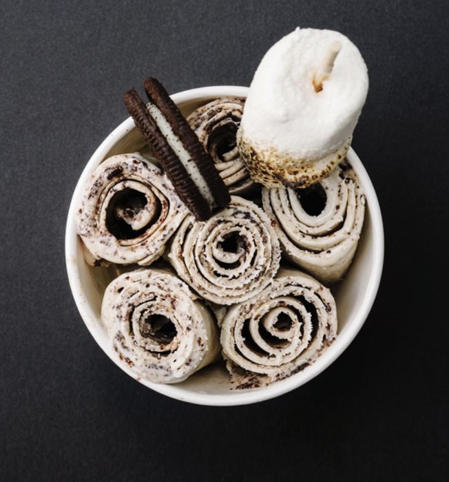 Inghetata   evenimente  Nunți | Botezuri | Corporate | majorat