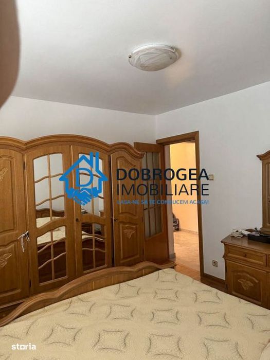 Strada Babadag- 3 Camere Decomandat Etaj 3, Centrala Gaz