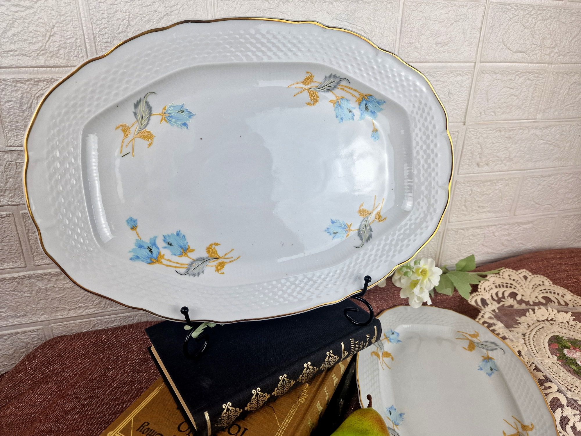 Порцеланови плата