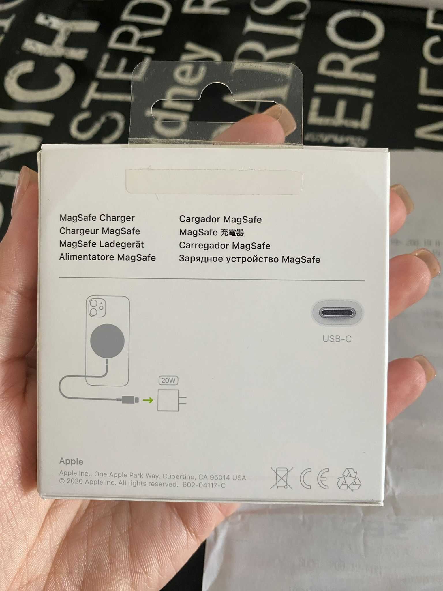 Incărcător wireless apple macsafe white