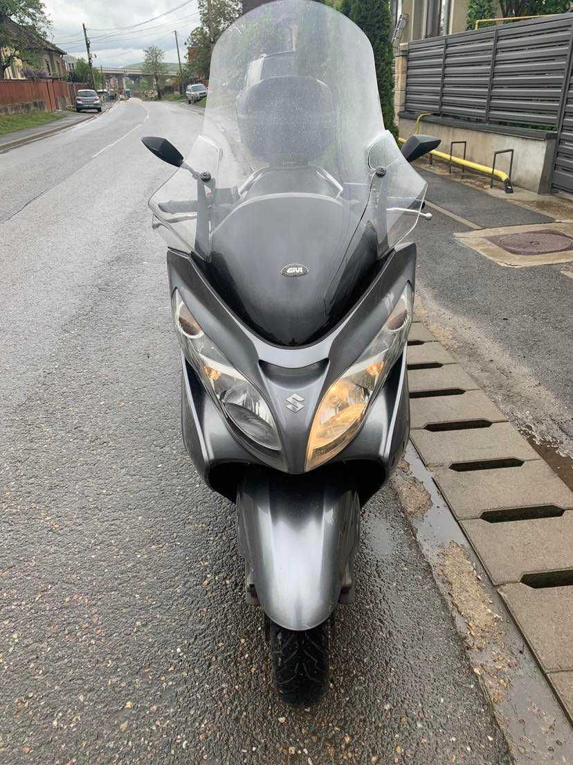 suzuki burgman 400