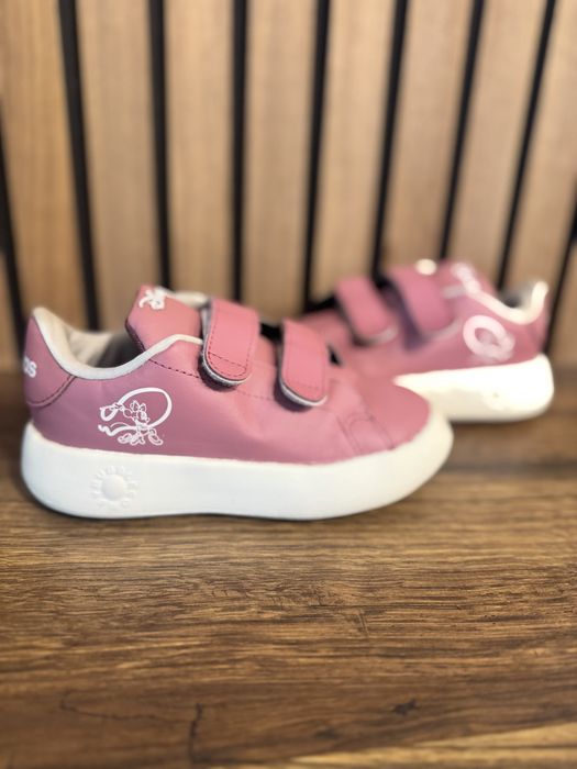 Adidas Disney 27
