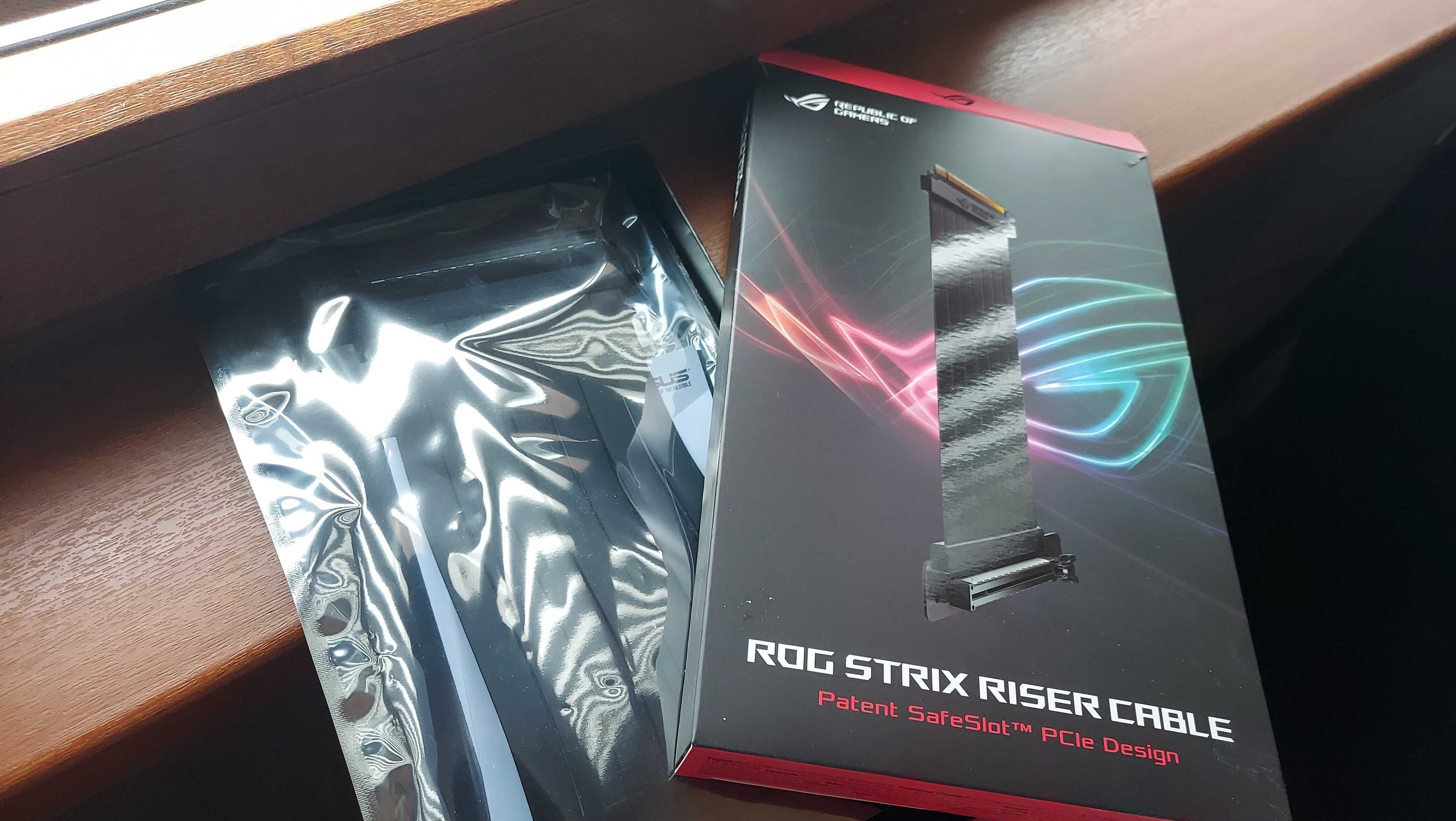 Продам Райзер Asus ROG Strix Riser Cable 240 mm