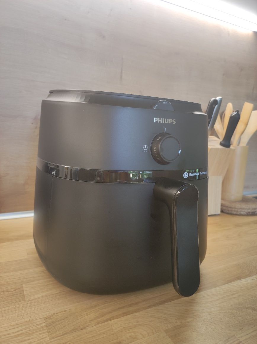 Air fryer / Еър фраер Philips NA 130 в гаранция