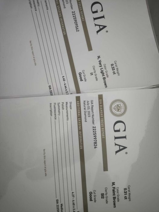 Cercei cu diamnte certificate de GIA 0,64ct