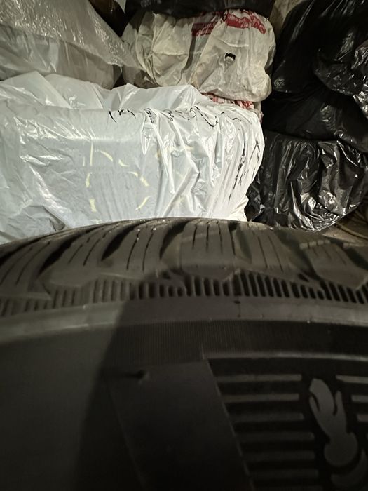 Jante cu anvelope de iarna R19 BMW x5 G05 265/50 r19