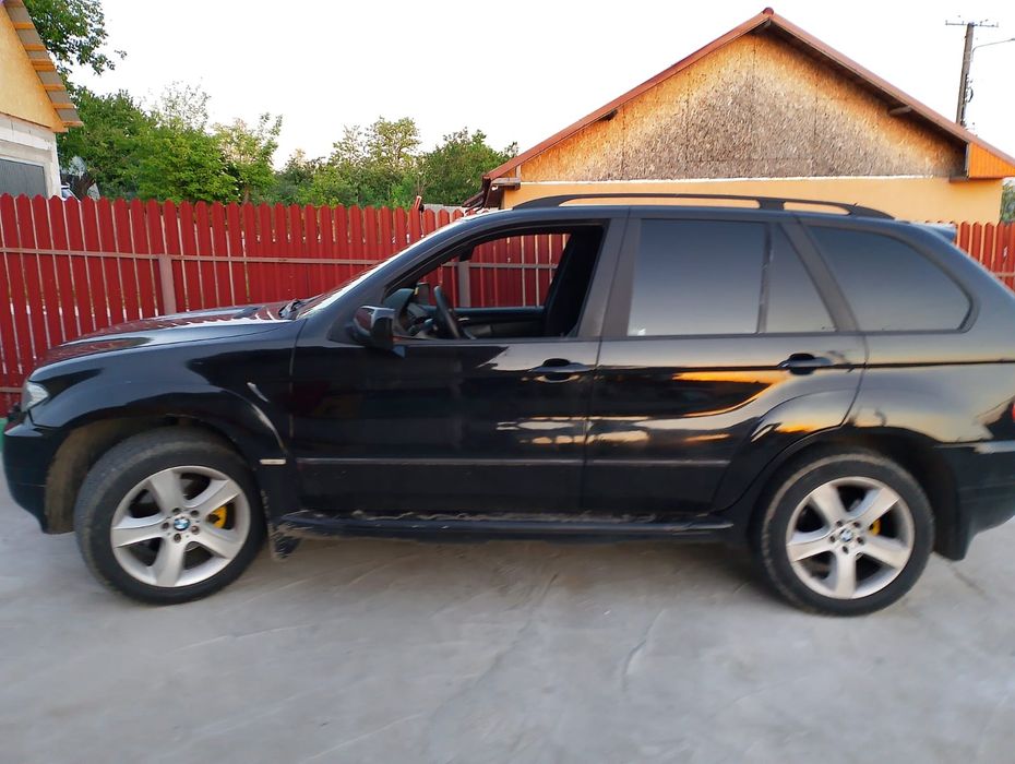 Dezmembrez bmw x5 3.0i manual