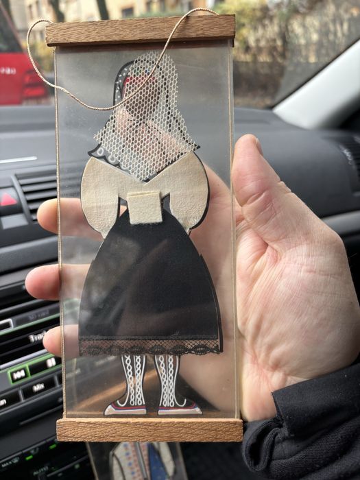 Tablou/Arta populara/Decoratiune - oameni in port popular traditional