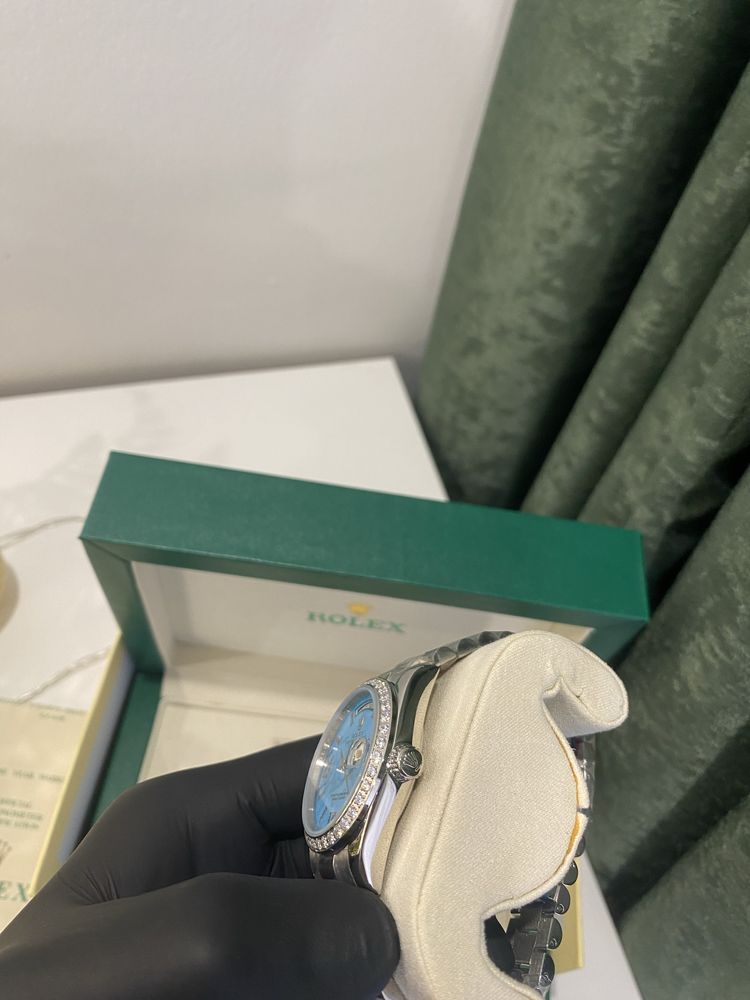 Rolex Day-Date Diamonds “Marble” 36MM