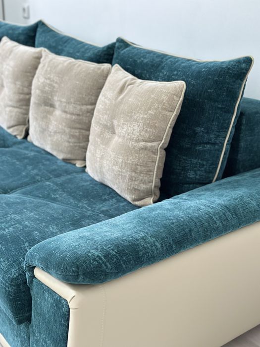 продается диван в хорошем состояние