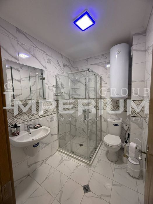 Дава се под наем Двустаен апартамент в Варна, Левски - 55 кв.м за 663 € - Снимка #4