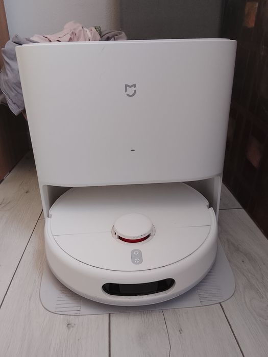 Робот-пылесос Mijia C101 белый