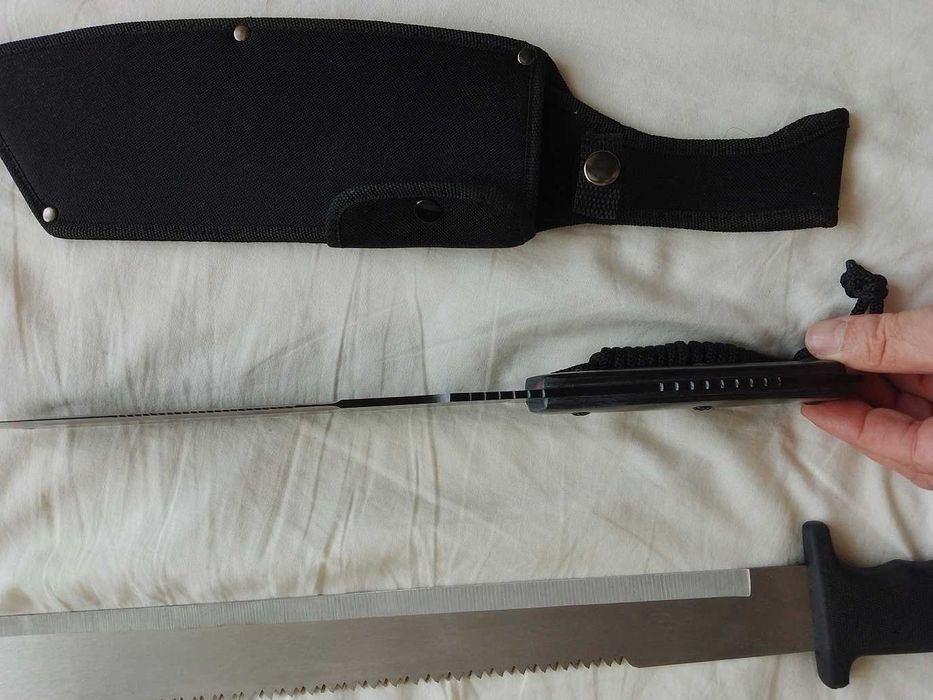 Maceta Cuțit de Vânătoare cu lamă fixă ​​JungleMaster de 40cm cu teaca