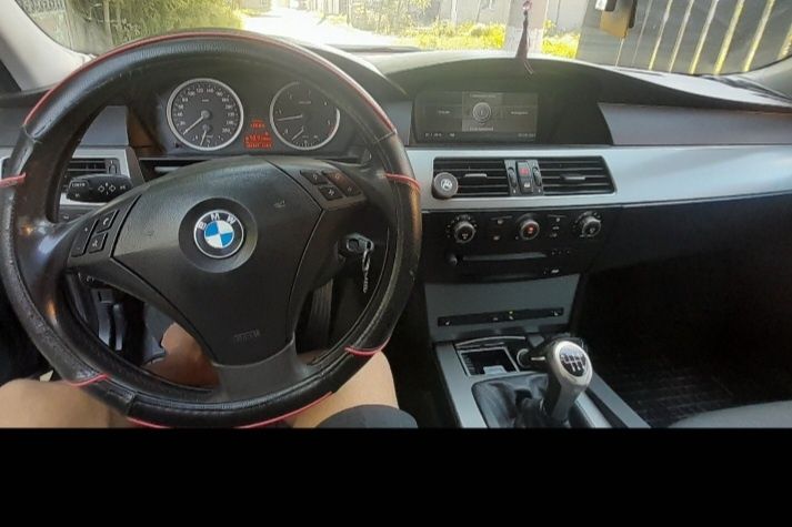 VAND BMW E60 525 2005