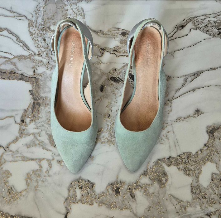 Pantofi cu toc de ocazie marimea 38