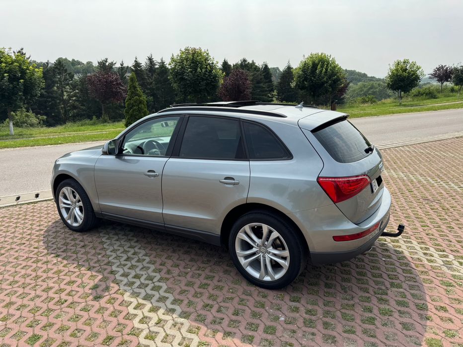 Vând Audi Q5 3.0 TDI 245 CP Quattro(4x4) An 2012 euro 5