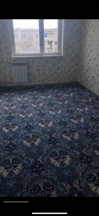 Uy Sotiladi 3 xonalik Sentr bank yonida