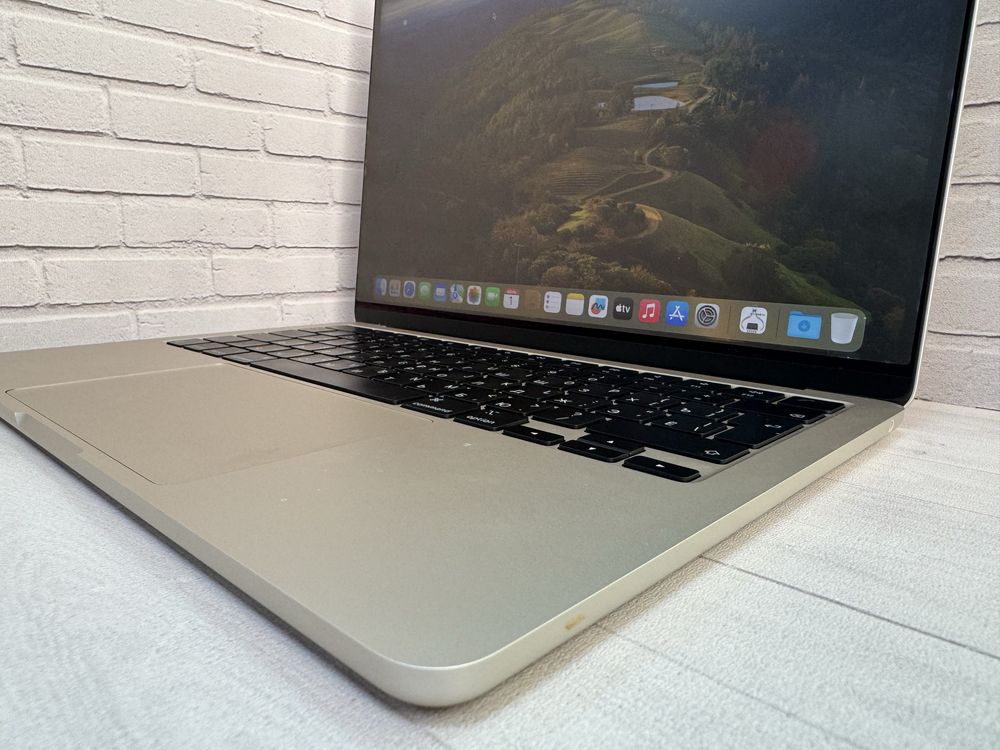 MackBook Air 13 A2681